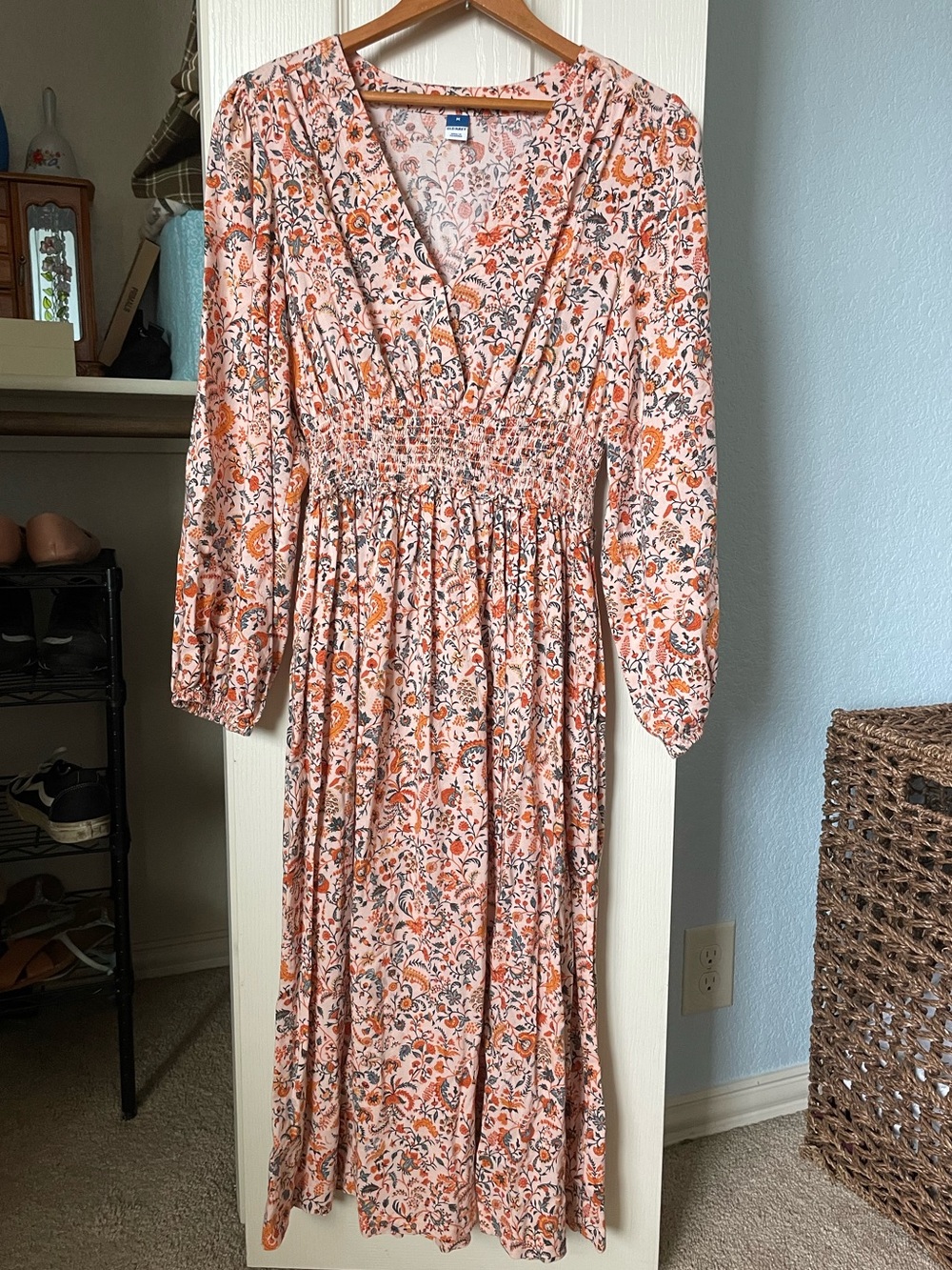 Old Navy Peach Fall Floral Shirred-Waist Long Sleeve Maxi Dress